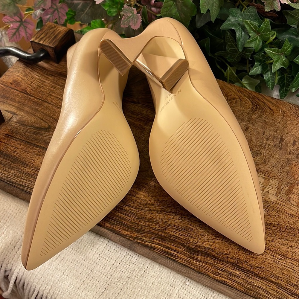 Nine West Trendz Pointy Toe Pump NIB - Picture 4 of 5